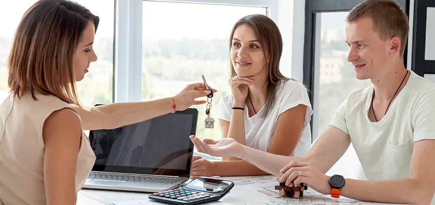 Situations Where Selling Your Apartment is Most Practical in Massapequa, NY