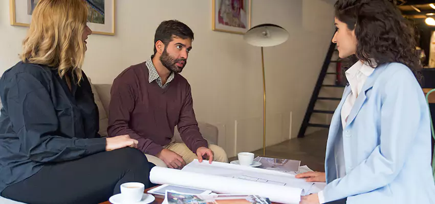 How We Determine Your Trusted Cash Home Buyers Offer in Massapequa, New York?